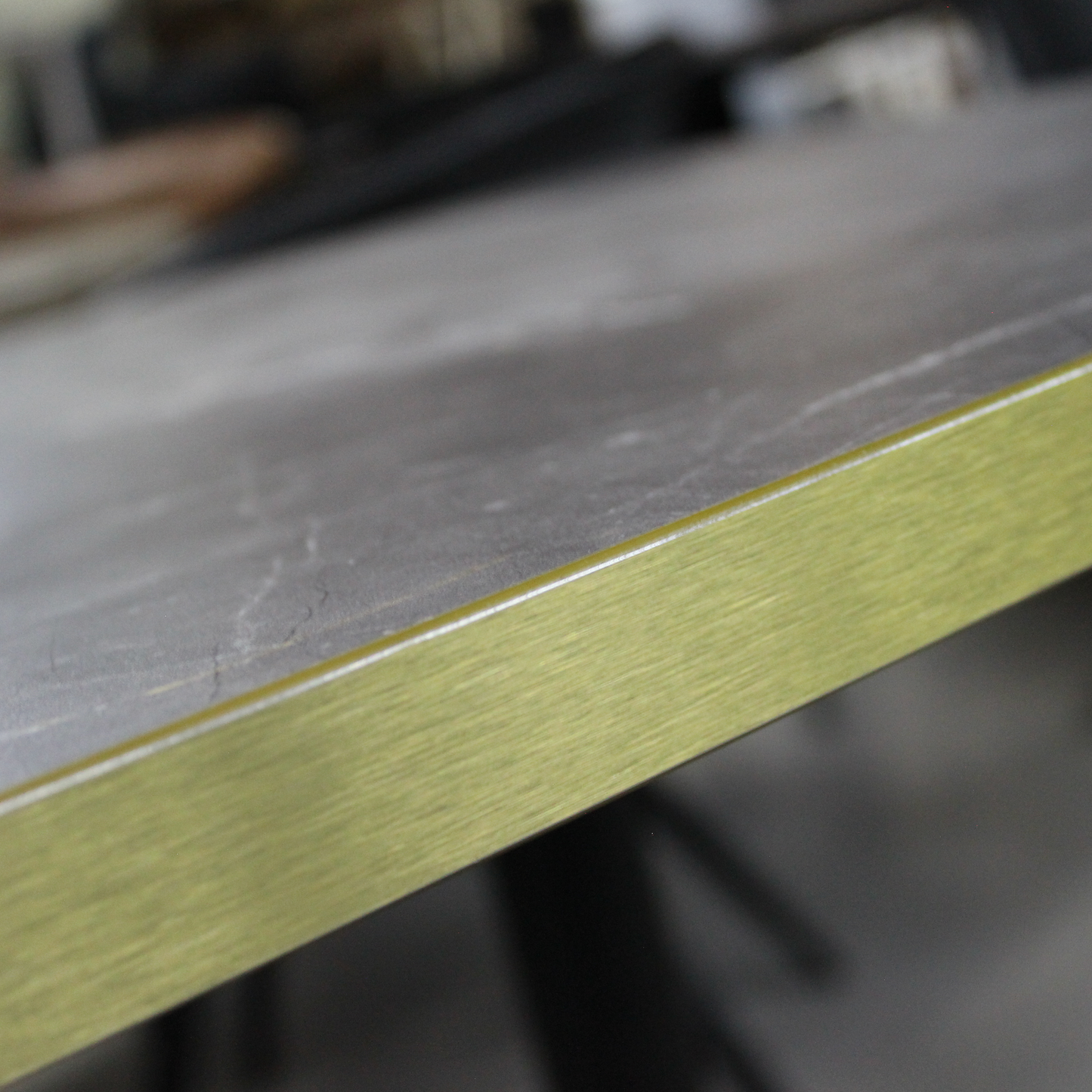 Tafelbladen HPL-Line Grey Marble + Gold Edge